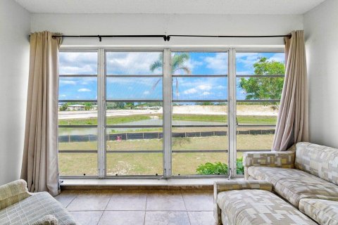 Copropriété à vendre à Delray Beach, Floride: 2 chambres, 104.52 m2 № 1142183 - photo 15