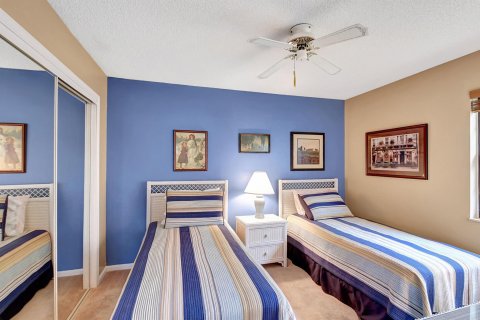 Condo in Boynton Beach, Florida, 3 bedrooms  № 907676 - photo 20
