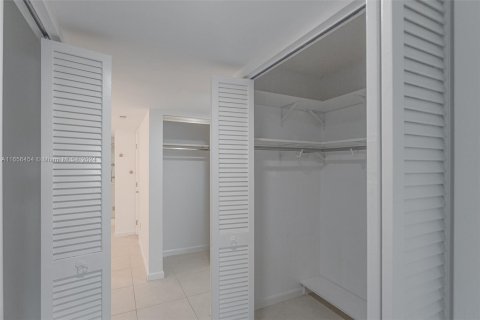 Copropriété à vendre à Miami, Floride: 1 chambre, 100.43 m2 № 1362386 - photo 22