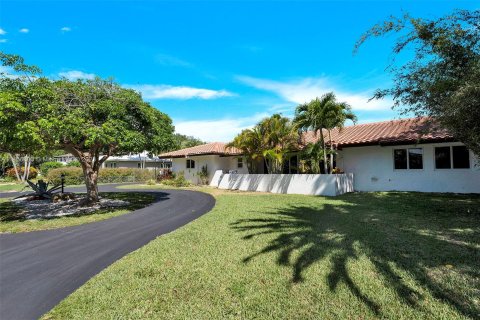 Casa en venta en Palmetto Bay, Florida, 4 dormitorios, 268.67 m2 № 730036 - foto 1