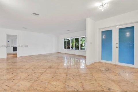 Villa ou maison à vendre à Palmetto Bay, Floride: 4 chambres, 268.67 m2 № 730036 - photo 30