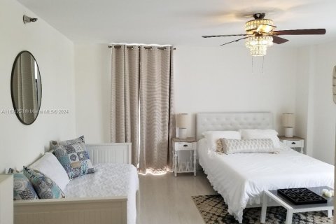 Copropriété à vendre à Aventura, Floride: 2 chambres, 112.78 m2 № 1242140 - photo 15