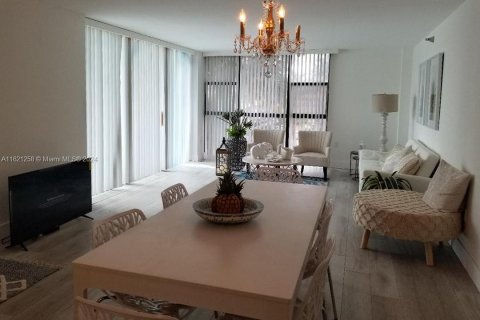 Condominio en venta en Aventura, Florida, 2 dormitorios, 112.78 m2 № 1242140 - foto 8