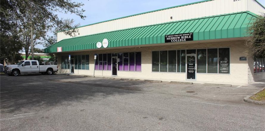 Commercial property in Orlando, Florida 170.01 sq.m. № 916670