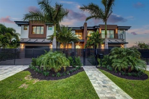 Villa ou maison à vendre à Fort Lauderdale, Floride: 5 chambres, 551.75 m2 № 972702 - photo 6