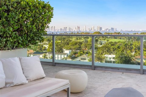 Condo in Miami Beach, Florida, 3 bedrooms  № 972659 - photo 21