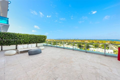 Condo in Miami Beach, Florida, 3 bedrooms  № 972659 - photo 19