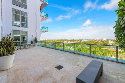 Condo in Miami Beach, Florida, 3 bedrooms  № 972659 - photo 29