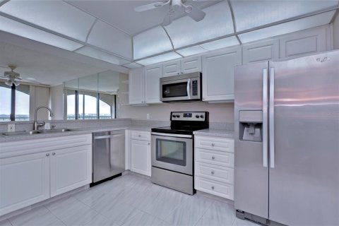 Condominio en venta en Tampa, Florida, 2 dormitorios, 148.64 m2 № 366409 - foto 5