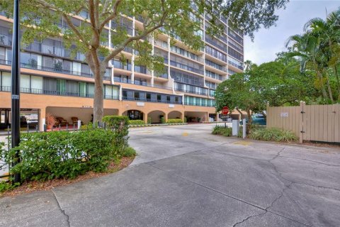 Condominio en venta en Tampa, Florida, 2 dormitorios, 148.64 m2 № 366409 - foto 27