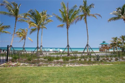 Copropriété à vendre à Sunny Isles Beach, Floride: 1 chambre, 104.52 m2 № 1151292 - photo 7