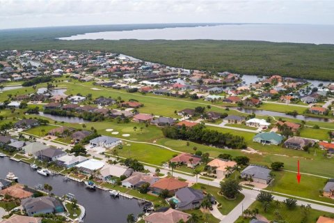 Terrain à vendre à Punta Gorda, Floride № 1306969 - photo 7