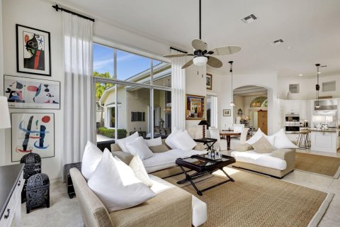 Casa en venta en West Palm Beach, Florida, 4 dormitorios, 323.39 m2 № 1209256 - foto 12