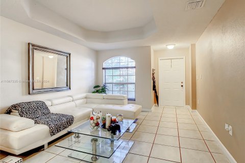 Casa en venta en Doral, Florida, 3 dormitorios, 161.93 m2 № 1116104 - foto 7