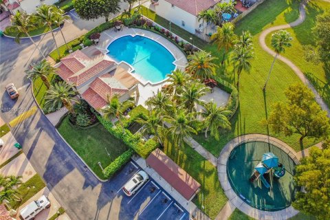 Villa ou maison à vendre à Doral, Floride: 3 chambres, 161.93 m2 № 1116104 - photo 23