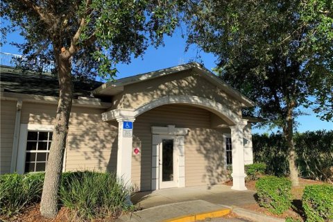 Immobilier commercial à louer à New Port Richey, Floride: 935.25 m2 № 212944 - photo 16