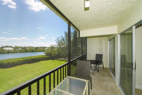 Condo in Longboat Key, Florida, 2 bedrooms  № 212947 - photo 4