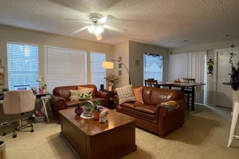 Copropriété à vendre à Orlando, Floride: 2 chambres, 86.77 m2 № 796006 - photo 2