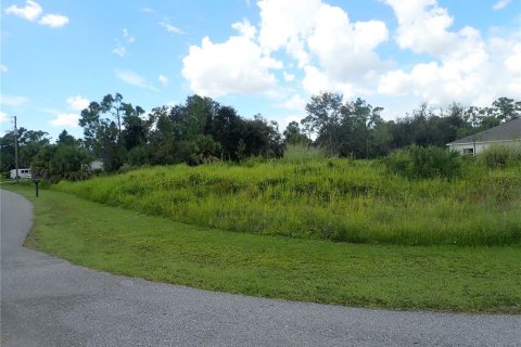 Terreno en venta en North Port, Florida № 796005 - foto 3