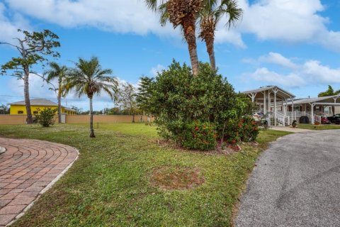 Terreno en venta en Port Charlotte, Florida № 919198 - foto 6