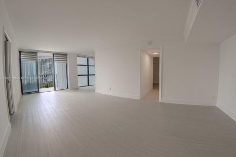 Condo in Aventura, Florida, 2 bedrooms  № 1311038 - photo 4