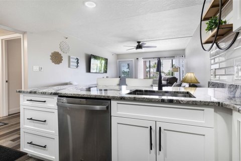 Condo in Punta Gorda, Florida, 1 bedroom  № 1251025 - photo 8