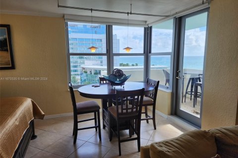 Copropriété à vendre à Miami Beach, Floride: 55.74 m2 № 1399524 - photo 6