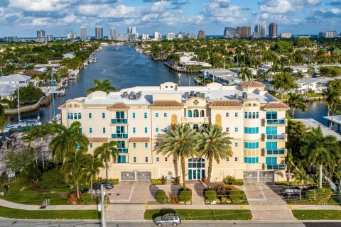 Condo in Fort Lauderdale, Florida, 2 bedrooms  № 961604 - photo 27