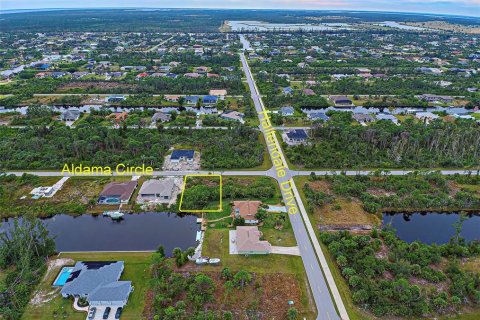 Terreno en venta en Port Charlotte, Florida № 1242985 - foto 7