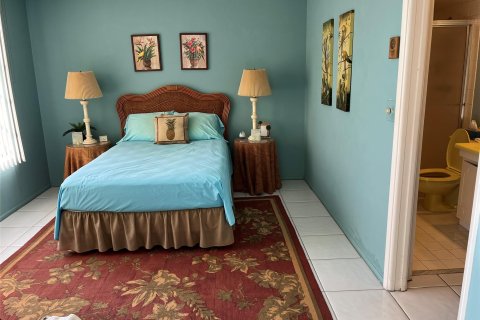 Condo in Pompano Beach, Florida, 2 bedrooms  № 1011488 - photo 16