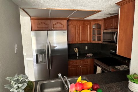 Adosado en venta en North Lauderdale, Florida, 2 dormitorios, 110.18 m2 № 1185446 - foto 17