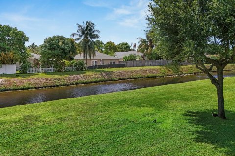 Condo in Boynton Beach, Florida, 2 bedrooms  № 1185450 - photo 16