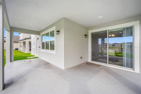 Casa en venta en Tampa, Florida, 5 dormitorios, 330.64 m2 № 1364730 - foto 21