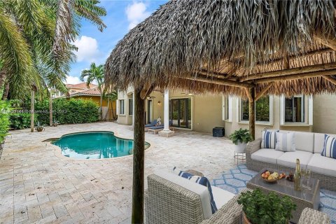 Casa en venta en Cutler Bay, Florida, 5 dormitorios, 438.22 m2 № 670060 - foto 9