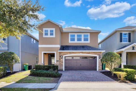 Villa ou maison à vendre à Kissimmee, Floride: 6 chambres, 308.16 m2 № 1245809 - photo 1