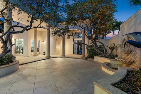 Villa ou maison à vendre à Juno Beach, Floride: 4 chambres, 348.57 m2 № 954532 - photo 4
