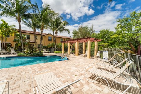 Touwnhouse à vendre à Palm Beach Gardens, Floride: 3 chambres, 161.09 m2 № 1104673 - photo 3