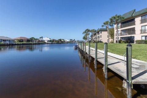 Copropriété à vendre à Punta Gorda, Floride: 2 chambres, 129.51 m2 № 1087310 - photo 28