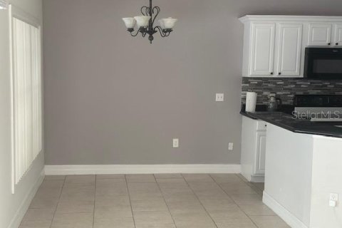 House in Orlando, Florida 2 bedrooms, 102.01 sq.m. № 1405401 - photo 6