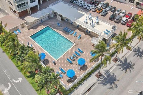 Condominio en venta en Pompano Beach, Florida, 3 dormitorios, 176.51 m2 № 787992 - foto 4