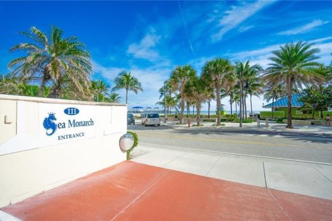 Condominio en venta en Pompano Beach, Florida, 3 dormitorios, 176.51 m2 № 787992 - foto 1