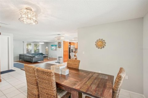 Casa en venta en Sarasota, Florida, 4 dormitorios, 216.18 m2 № 1403347 - foto 12