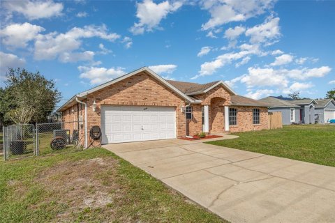 Casa en venta en Deltona, Florida, 4 dormitorios, 159.79 m2 № 1403348 - foto 3