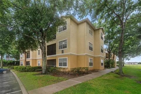 Copropriété à vendre à Orlando, Floride: 2 chambres, 106.84 m2 № 1250303 - photo 2