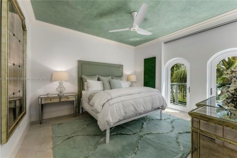 Adosado en venta en Miami Beach, Florida, 4 dormitorios, 528.15 m2 № 752002 - foto 24