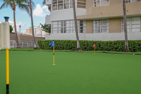 Copropriété à louer à Hallandale Beach, Floride: 2 chambres, 115.2 m2 № 1367043 - photo 24