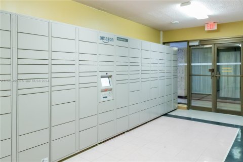 Copropriété à louer à Hallandale Beach, Floride: 2 chambres, 115.2 m2 № 1367043 - photo 26