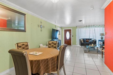 Casa en venta en Lauderhill, Florida, 2 dormitorios, 139.54 m2 № 1136754 - foto 9