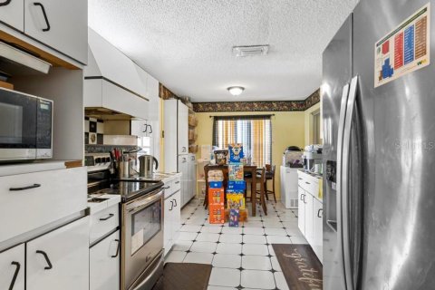 Villa ou maison à vendre à Lauderhill, Floride: 2 chambres, 139.54 m2 № 1136754 - photo 10
