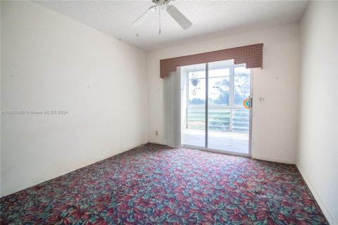 Condo in Deerfield Beach, Florida, 2 bedrooms  № 1415771 - photo 16